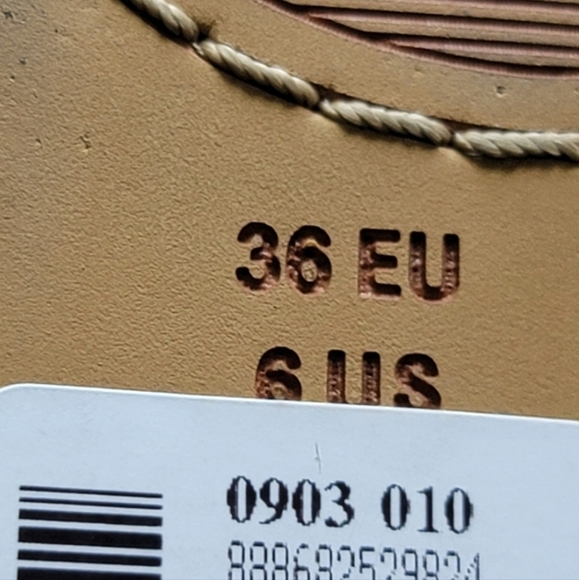 NWT French Connection Plaid Flats Size 6 - Picture 11 of 12